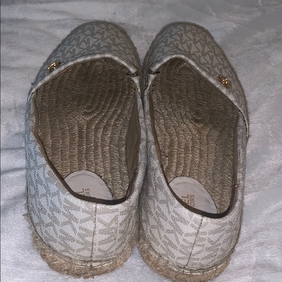 VVGUC MICHEAL KORS Slide In Shoes 9 - Picture 3 of 4